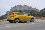 Ford Focus 1.0-Litre EcoBoost Titanium 2012 года